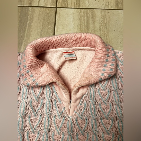 Vintage lady foot locker Patterned Sweater size large - Picture 2 of 3